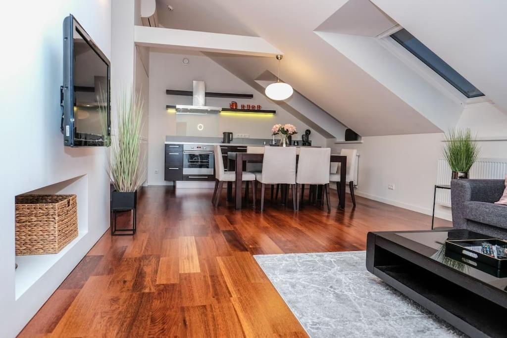 #Stayhere - Spacious Luxury Town Hall 3Bdr Apartment Vilnius Ngoại thất bức ảnh