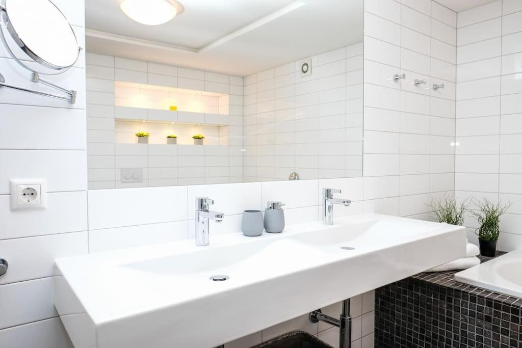 #Stayhere - Spacious Luxury Town Hall 3Bdr Apartment Vilnius Ngoại thất bức ảnh